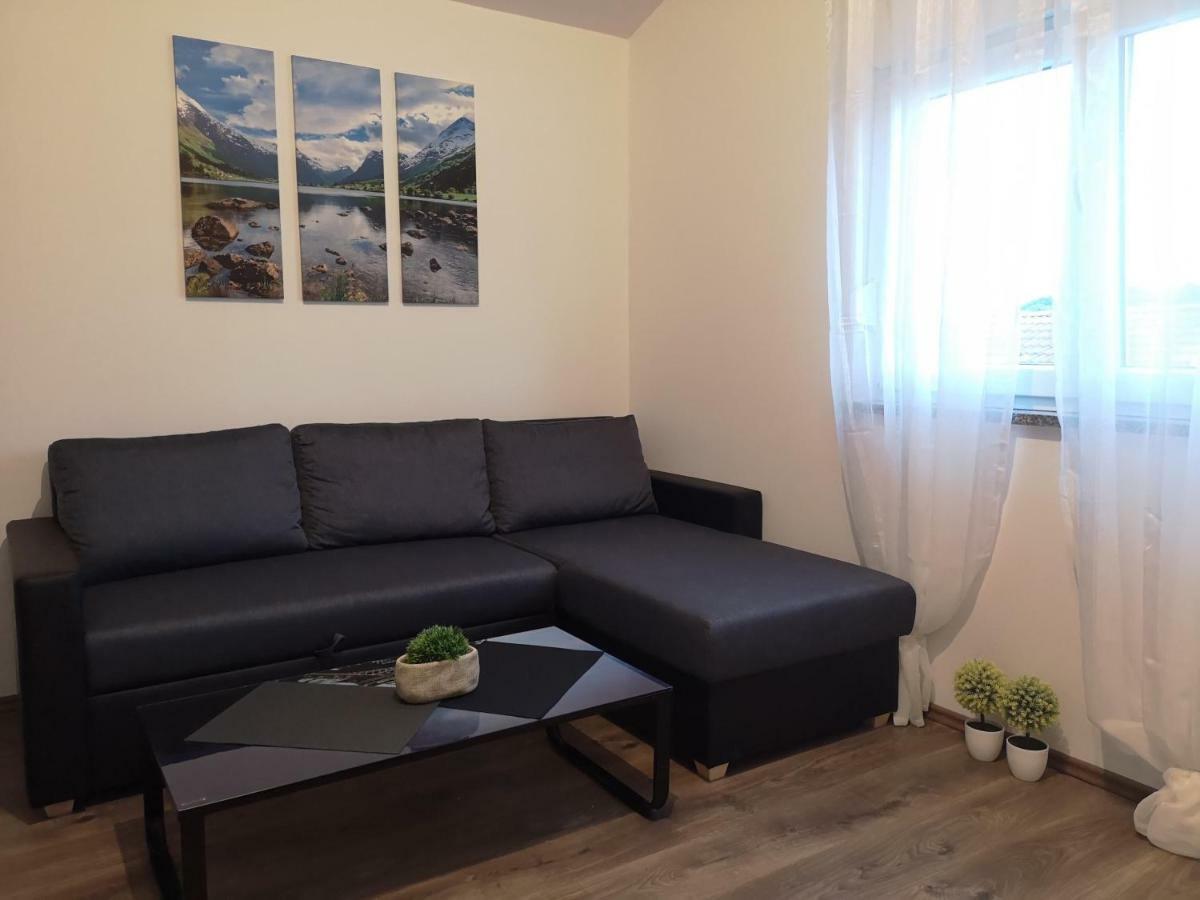 štinjan: Modern Relaxing Apartment